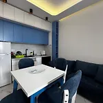 Iris Apartamento Golem (Tirana)