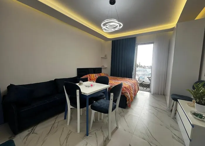 Iris * Golem (Tirana)