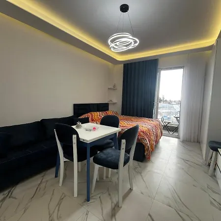 Iris * Golem (Tirana)